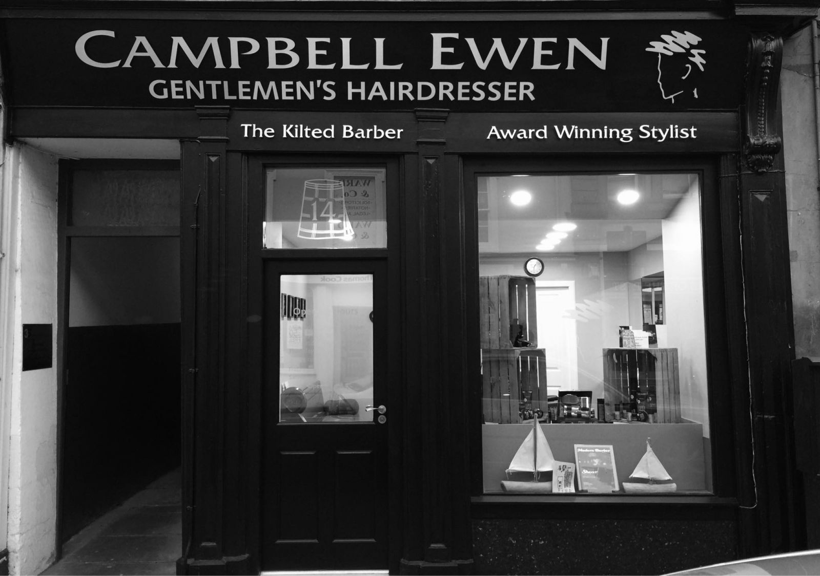 Campbell Ewen the Kilted Barber on Perth's George Street